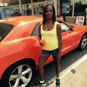 Meet your Posher, Tonya